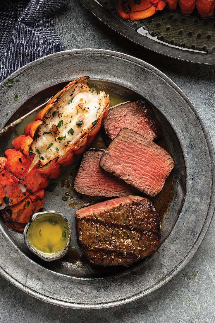 Give Luxury Gifts to Your Corporate Clients Sizzle Steak Recipes, Omaha Steaks, Gifts Luxury, Gifts Corporate, Luxury Food, Steak And Seafood, Eat Better, Steak Dinner, Food Goals