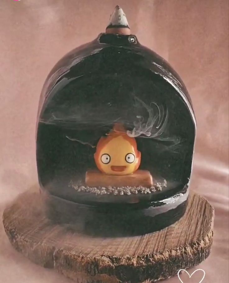 Studio Ghibli Insence Holder, Ghibli Incense Holder, Ghibli Trinket Dish, Calcifer Incense Holder, Inscent Holder Diy, Anime Pottery, Ghibli Ceramics, Aluminum Can Crafts, Art Studio At Home