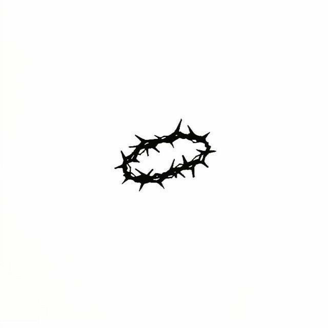 a black and white photo of a crown of thorns