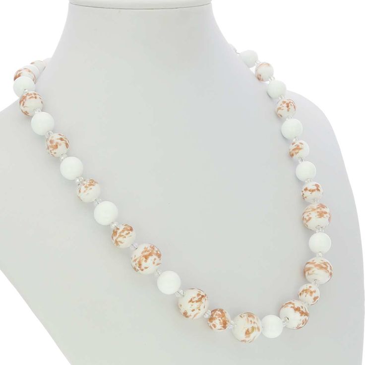 This gorgeous Venetian necklace in rich bright white color created by famous Murano glass masters in their tradition of artistic elegance and exquisite workmanship. It is is 100% hand-crafted using centuries-old Murano glass techniques. The necklace features beautiful rich color, and a combination of round beads of varying sizes infused with avventurina sparkles. Its festive bright look will light up your day and your mood. This Murano necklace is a must-have for any woman who values elegance, c Murano Necklace, Classic Color Palette, Murano Glass Jewelry, Glass Christmas Tree Ornaments, Handmade Handbags, Christmas Figurines, Glass Christmas Tree, Elegant Accessories, Venice Italy