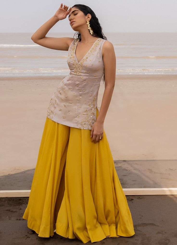 Ivory and Mustard Kalidar Palazzo With Embroidered Butti Dupatta Ease - Fabilicious Fashion Sleeveless Kurtis For Women, Sleeveless Kurti Neck Designs, Kurta Palazzo Designs, Kurta Set Designs Women, Sleeveless Kurti Designs, Palazzo Outfits, Indian Fits, Palazzo Kurta, Sheer Dupatta