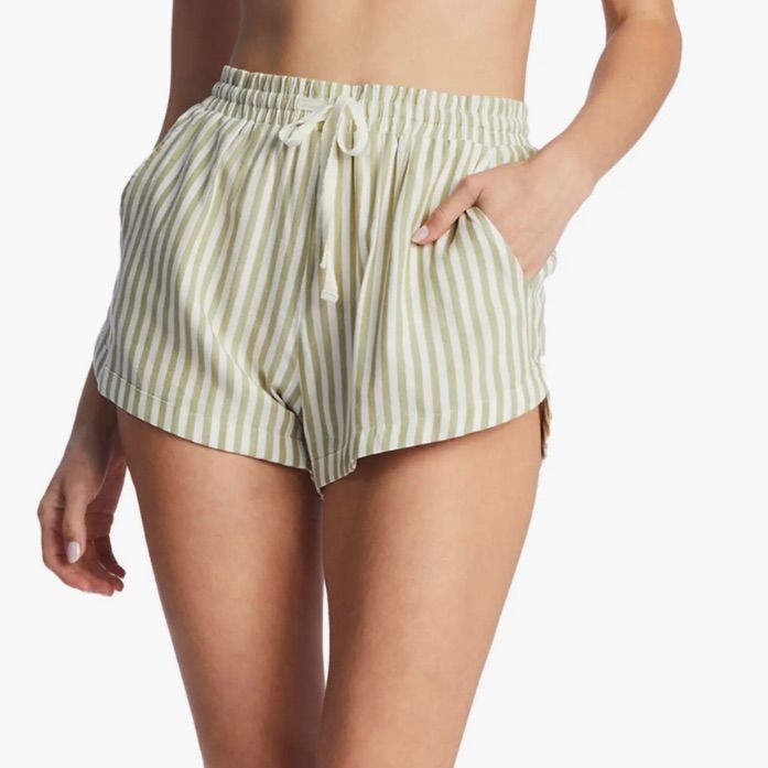 Billabong Road Trippin’ Striped Shorts Size L New, With Tags! Elastic Waist Front Side Pockets 60% Cotton, 40% Viscose Color - Avocado Very Soft! Perfect For Spring Or Summer! Approx. Measurements Waist - 15” Length - 14” Offers Welcome Bundle To Save Follow My Instagram @Withlovewanderingjackie Relaxed Short Bottoms For Beach Season, Relaxed Short Bottoms For Day Out, Relaxed High-waisted Shorts For Beach, Relaxed Short Length Bottoms For Beach Season, Relaxed Short Length Bottoms For Day Out, Beachy White Bottoms With Elastic Waistband, Chic High-waisted Pajama Shorts For Beach, Chic Beach Pajama Shorts, Green High-waisted Shorts For Beach