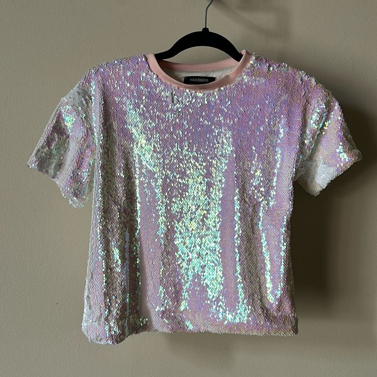 Beautiful Iridescent Sequin Tshirt. Sequin Can Be Iridescent Or Swapped To White As Shown In Last Photo. Great For All Sorts Of Events, Races, Festivals, Parties, Birthday, Bridal Shower, Bachelorette Party, Anytime You Want All Eyes On You. It’s Stunning! Sequin Crew Neck T-shirt, Trendy Sequined Crew Neck Top, Trendy Crew Neck Top With Sequins, Spring T-shirt With Sequins And Short Sleeves, Pink Sequined Crew Neck T-shirt, Pink Sequined Crew Neck Top, Spring Sequins Crew Neck T-shirt, Spring Sequined Crew Neck T-shirt, Spring Crew Neck T-shirt With Sequins