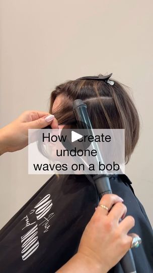 Curled Inverted Bob, Big Barrel Curling Iron, Curling Iron Short Hair, Messy Waves Hair, Curling A Bob Haircut, Curled Bob Hairstyle, Dry Texture Spray, Waves Tutorial, Curled Bob