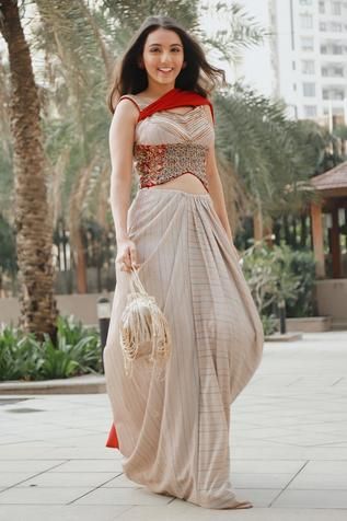 Shop for Qbik Beige Shimmer Lycra Draped Skirt Set for Women Online at Aza Fashions Gaghra Designs, Masoom Minawala, Saree Looks, Corset Blouse, Drape Saree, Draped Blouse, Trendy Dress Outfits, Draped Skirt, Contemporary Wedding