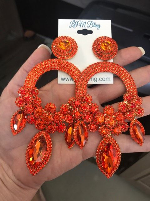 • Color : Orange• Size : 2.5' X 5'• Post Back• Large Long Orange Chandelier Pageant Prom Earrings Pageant Walk, Homecoming Jewelry, Yellow Chandelier, Pageant Earrings, Prom Earrings, Chunky Earrings, Orange Earrings, Prom Jewelry, Sparkle Earrings