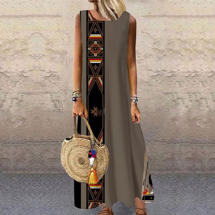 The Loose Casual Color Block Crew Neck Maxi Dress is a stylish and comfortable choice for everyday wear. Featuring a relaxed fit and a crew neckline, this dress offers ease of movement and a laid-back vibe. The color block design adds a modern touch, while the maxi length provides a chic, elongated silhouette. Size Shoulder Chest (Cm) Skirt Length (Cm) S 4.3 91 137 M 4.5 96 138 L 4.7 101 139 XL 4.9 106 140 2XL 5.1 111 141 Vintage Long Dress, Long Dresses Elegant, American Dress, Cheap Dresses Casual, Sundress Summer, Casual Sundress, Long Beach Dress, Beach Maxi Dress, Vintage Maxi Dress