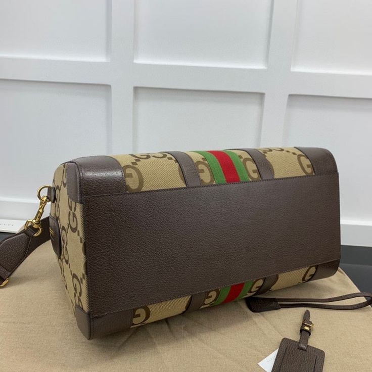 Discover the versatile and stylish GUI - Nushad Bags - 823, available at SneakerlandNET. Perfect Size: W44xH27xD24cm for daily use and travel. Trendy Tote, Coach Bag, Gucci Bags, Grade 1, Brunei, Satchel Bags, Gucci Bag, Fashion Statement, Luxury Bags