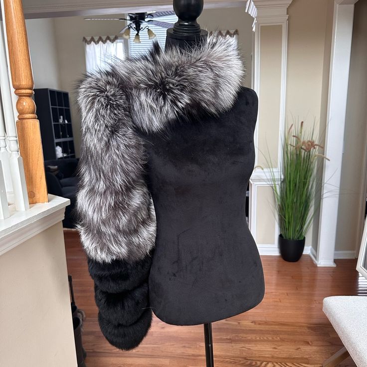 Silver Fix/ Black Sleeve, Size Fits From Small-Large. If Sent Measurements I Can See If It’ll Fit Xl Luxury Silver Outerwear For Winter, Silver Evening Outerwear For Winter, Denim Utility Jacket, Red Jacket Women, White Puffer Jacket, Faux Shearling Coat, White Puffer, Scrub Jackets, Fur Accessories