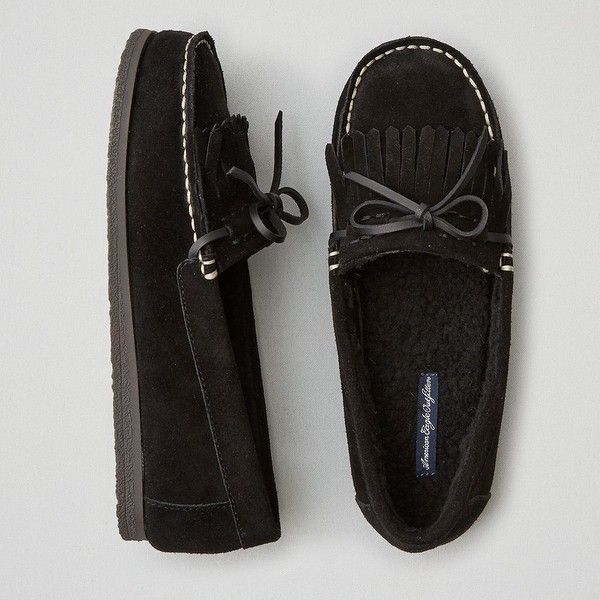 AEO Cozy Moccasin ($18) ❤ liked on Polyvore featuring shoes, loafers, black, black leather shoes, fleece lined shoes, leather moccasin shoes, cushioned shoes and leather shoes Mocassin Shoes, Womens Wardrobe, Moccasin Flats, Moccasins Shoes, American Eagle Men, Black Leather Shoes, Mens Outfitters, Moccasins, Black Suede