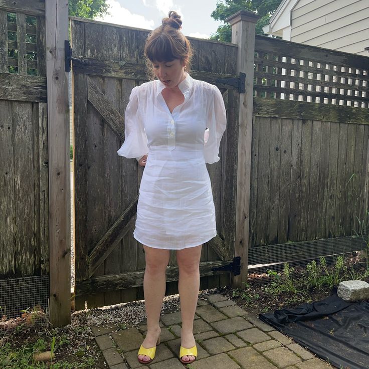 This Is A Nwt, Never Worn, Long Sleeved Dress From Banana Republic. It’s Breezy, Chic, And Perfect For Hot Summer Days When You Need To Be Cool But Also Protected From The Sun! It Has A Lining Which Is 100% Cotton. The Dress Itself Is 100% Ramie, Which Is A Natural Fiber Made From Nettle Plants. It’s Similar To Linen, So Sustainable And Breathable, But Stronger. There Is A Tie For The Middle, So The Dress Can Be Worn Loose And Oversized, Or Cinched On The Waist. Fitted Knee-length Shirt Dress For Beach, White Shift Shirt Dress For Day Out, Fitted Mini Length Vacation Shirt Dress, Fitted Mini Length Shirt Dress For Vacation, Fitted Shirt Dress For Vacation, Chic Fitted Shirt Dress For Daytime, Fitted Mini Shirt Dress For Beach, Fitted White Shirt Dress For Vacation, White Fitted Shirt Dress For Brunch