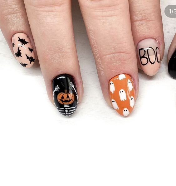 art halloween nail idea halloween nails ideas halloween nail inspo… Halloween Nails Skeleton, Creepy Halloween Nails, Skeleton Nails, Nail Halloween, Cartoon Nails, Holloween Nails, Spooky Nails, Halloween Acrylic Nails, September Nails