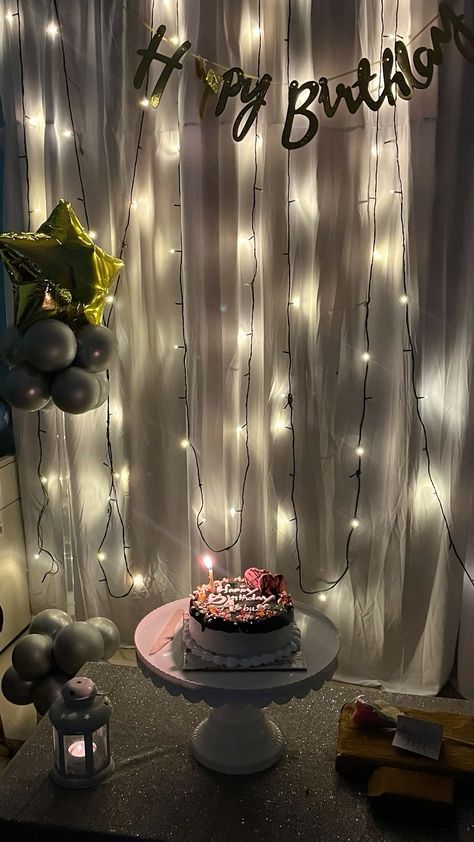 #BEAUTY ,#REALATIONSHIPS #Fashion #Outfits #Winter Outfits #Animals 18th Birthday Decorations At Home Simple, 18th Bday Ideas Decor, 12 Birthday Aesthetic, Last Minute Birthday Decorations Diy, Mom Birthday Celebration Ideas, Bday Inspo Decoration, Birthday Decoration Ideas In Hostel, 12 Am Birthday Aesthetic, Mom Surprise Birthday Ideas