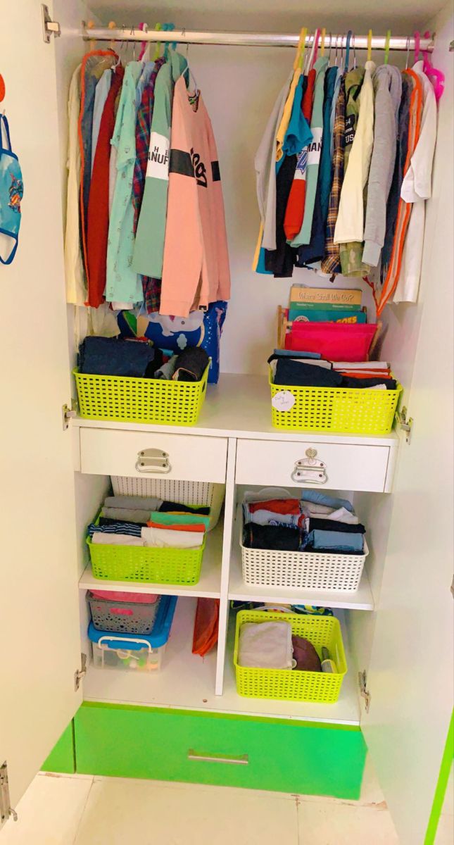 #kidswardrobe #indiankidswardrobe #wardrobeorganization #boyswardrobeorganisation #simplewardrobeorganisation #queenorganizy Organise Clothes In Wardrobe, Kids Wardrobe Organisation, Small Wardrobe Organisation, Cupboard Ideas Bedroom, Kids Cupboard, Kids Closet Storage, Toddler Closet, Kids Clothes Organization, Closet Organisation