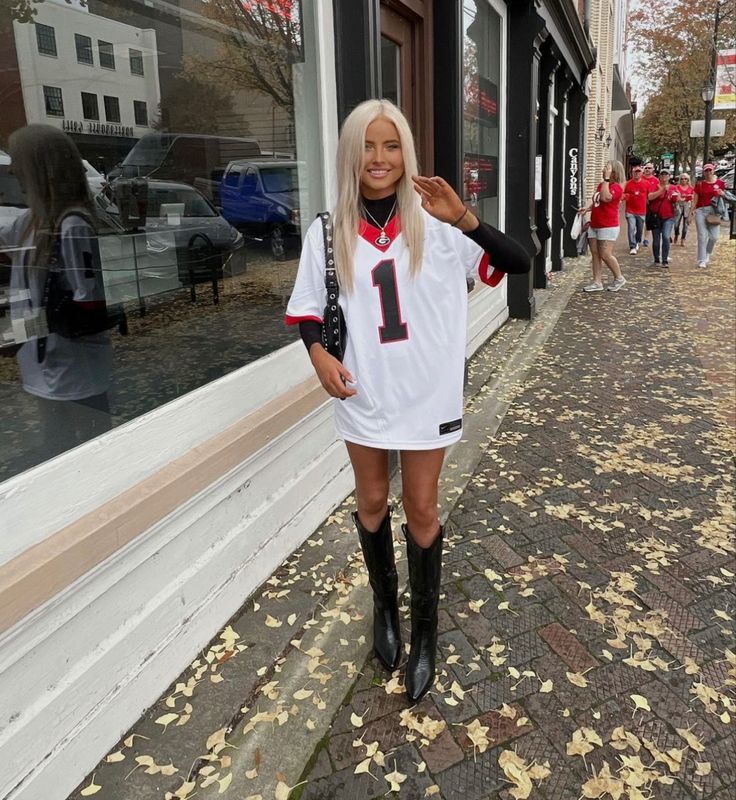 Cold Sec Gameday Outfit, Football Jersey And Cowboy Boots Outfit, Buccaneers Game Day Outfit, Keenland Racetrack Outfit Fall, Cowgirl Boots Football Game Outfit, Cute Fall Football Game Outfits, Texas Tailgate Outfit, Falcons Game Day Outfit Woman, Football Game Day Outfit Cold