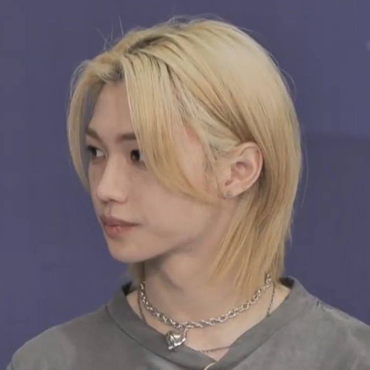 Felix Slick Back Hair, Felix Back Tattoo, Felix Wolfcut, Felix Haircut, Felix Long Hair, Felix Hair, Skunk Hair, Androgynous Hair, Blonde Haircuts