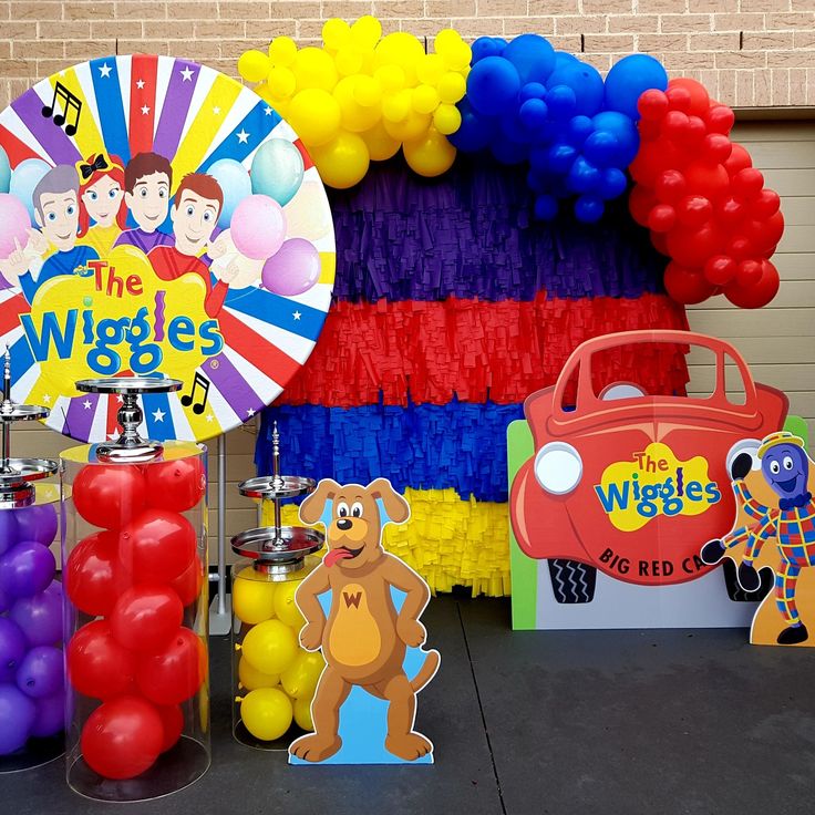 the wiggles birthday party with balloons and decorations