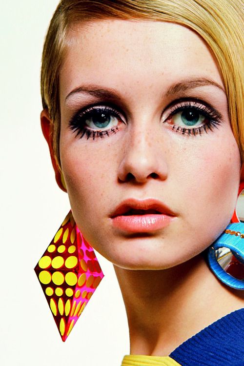 Twiggy Hair, 60s Models, 60s Fashion Trends, Homemade Makeup Remover, Fashion 60s, 60s Makeup, Patti Hansen, Homemade Makeup, Pele Natural