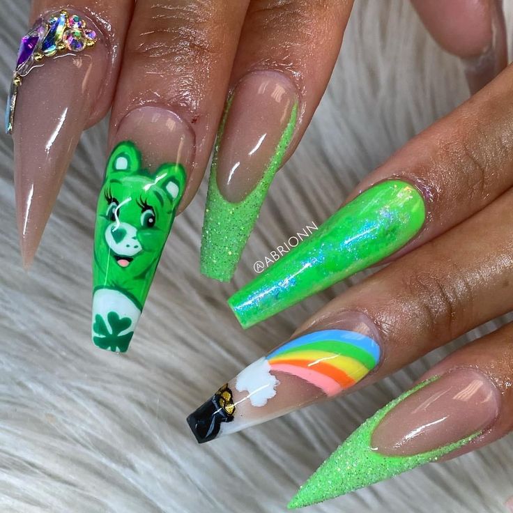 Lucky Care Bear Nails, Nail Art St Patricks Day Design, Green Care Bear Nails, St Patrick Nails Acrylic, Care Bear Acrylic Nails, March Theme Nails, Care Bare Nails, Care Bear Nail Designs, St Patty’s Nails