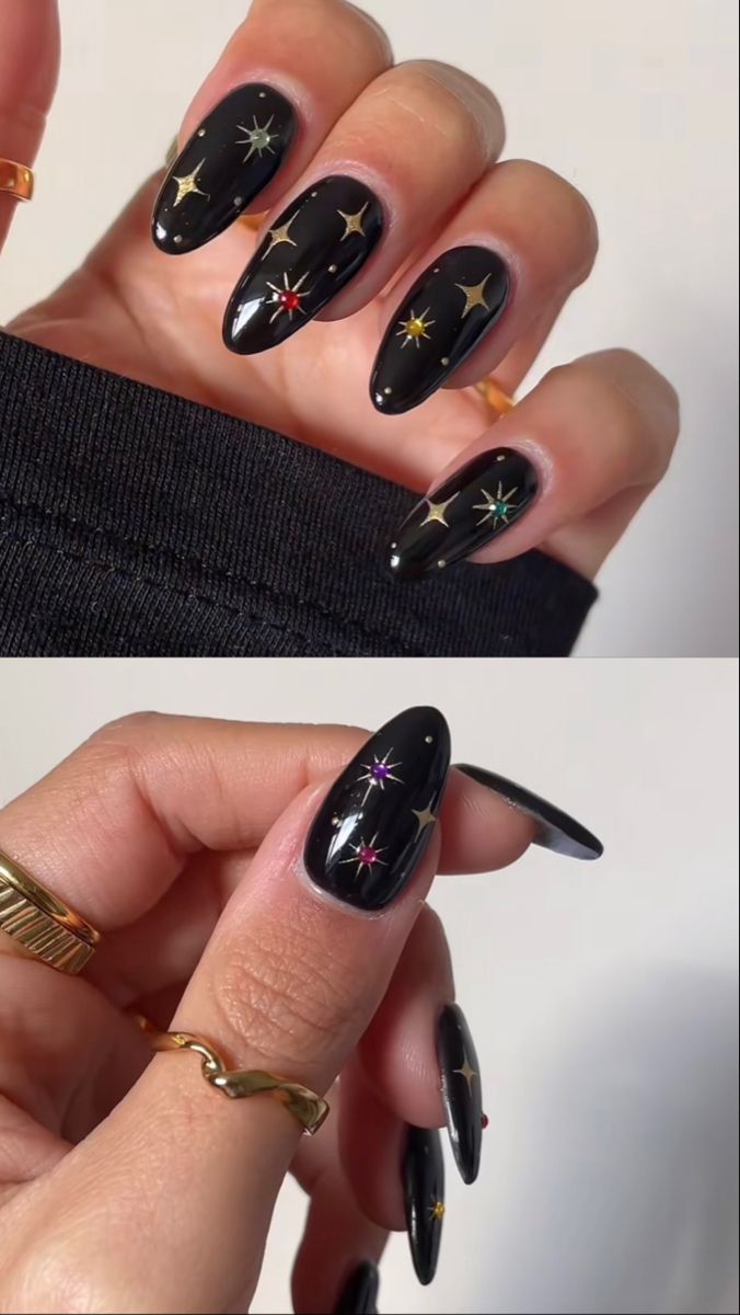 Black Witchy Nails Simple, Dark Gothic Nails, Goth Wedding Nails, Rocker Nails Punk, Nails Dark Academia, Simple Witchy Nails, Witchy Nails Almond, Dark Almond Nails, Acotar Nails