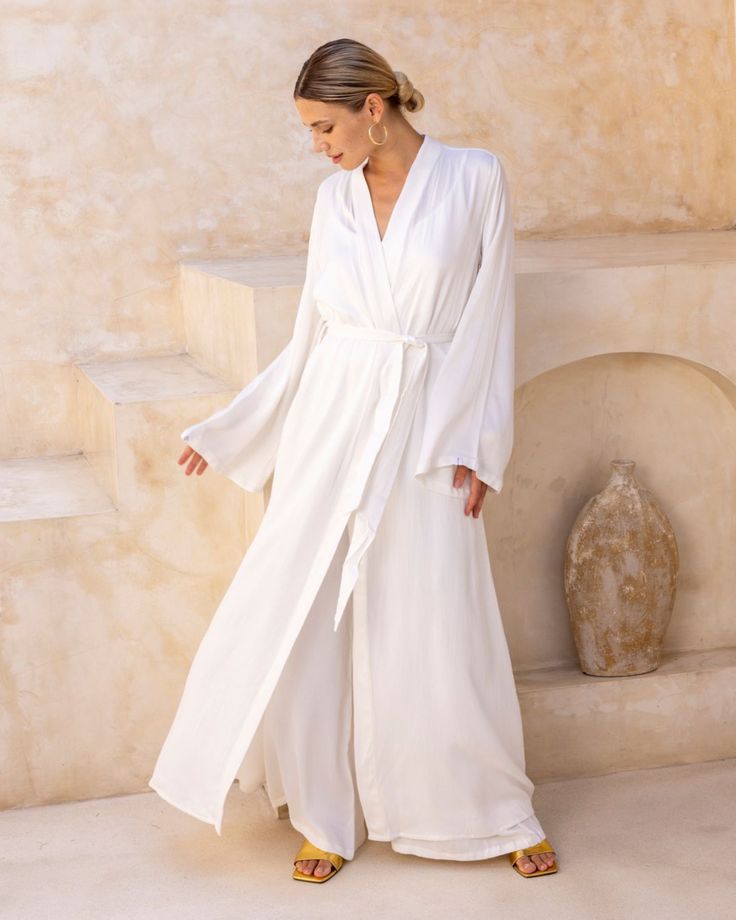 Our Maxi Kaftan wraps you in effortless grace, offering a fit that feels natural and relaxed. With its flowing shape and timeless design, it brings a perfect balance of comfort and elegance to your everyday moments. The Dazzling, Maxi Kaftan, Kaftan Maxi Dress, Divine Light, Short Kimono, Everyday Moments, Kaftan Dress, Summer Look, Top Collection