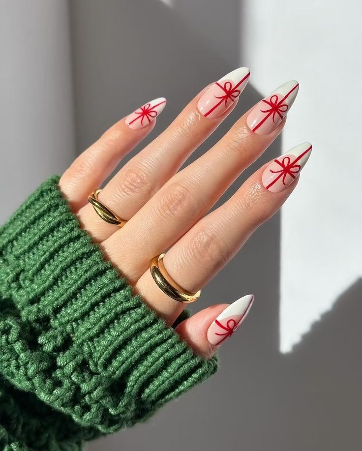 Christmas Present Nails, Christmas Manicure, Festive Nail Art, 17 December, Cute Christmas Nails, Christmas Nails Easy, French Nail Designs, 22 December, Nails For Kids