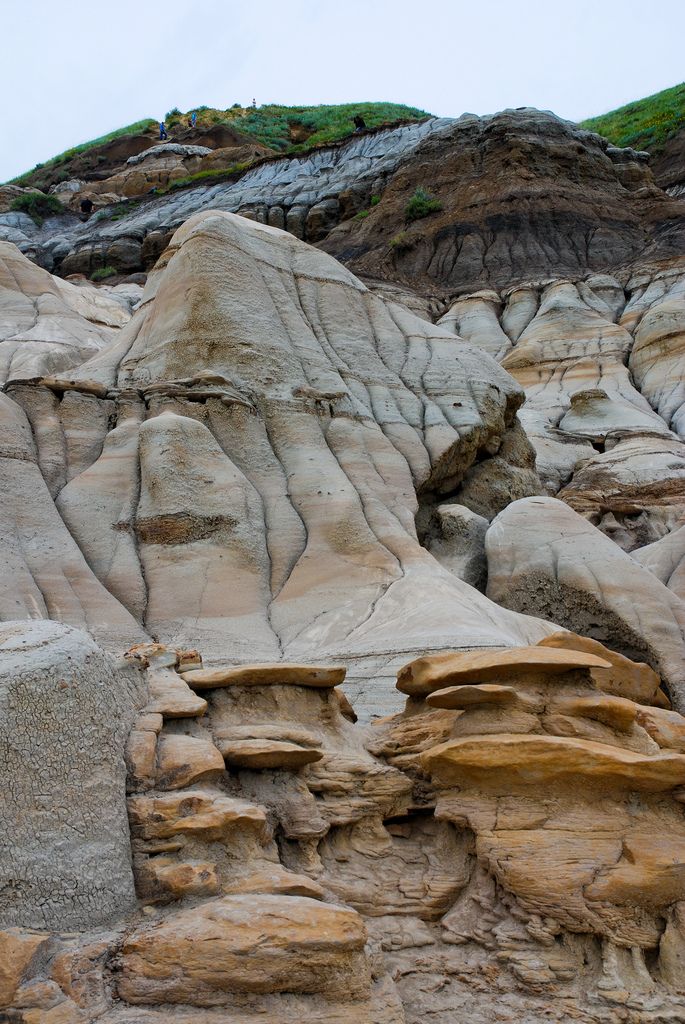 some very pretty rock formations in the desert