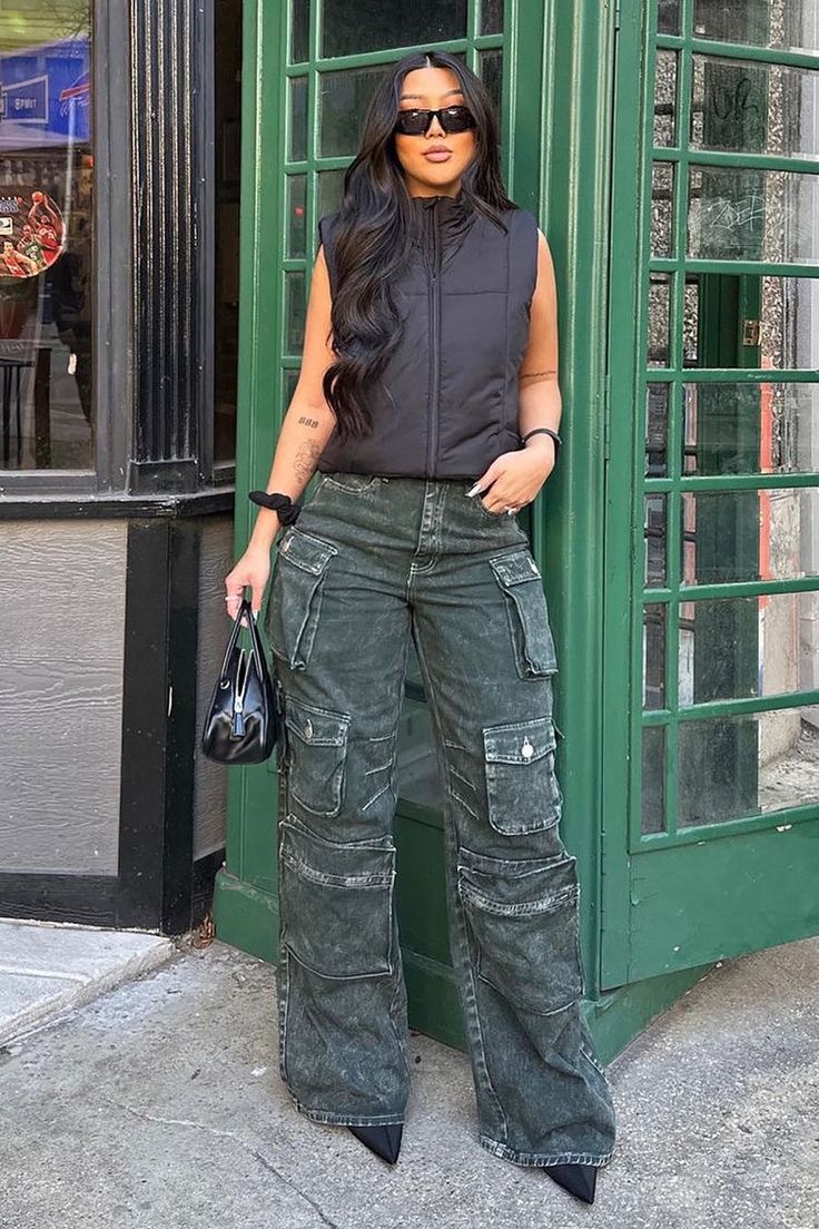 What is Upcoming and Trendy in the Fashion World??? | The Thrill of the hunt Fashion Nova Cargo Pants Outfit, Denim Cargos Outfits, High End Streetwear Women, High Rise Cargo Pants, Dressing Up Cargo Pants Women, Fall Fits Women, Cargo Wide Leg Pants Outfit, Hunting Pants Outfit, Wide Leg Cargo Jeans Outfit