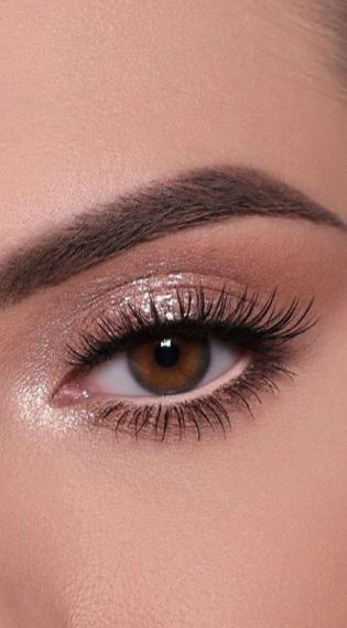 Semi Formal Dance Makeup, Simple Eye Makeup For Prom, Cotillion Makeup, Grade 8 Grad Makeup, Basic Prom Makeup, Natural Eye Makeup For Brown Eyes, Prom Makeup Glitter, Sparkle Makeup Looks, Elegant Wedding Makeup For Brown Eyes