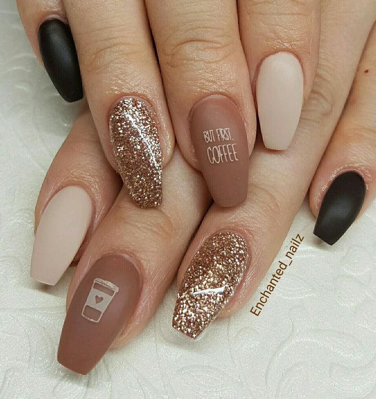 Coffee Acrylic Nails, Coffee Color Nails Designs, Coffee Nail Art Designs, Coffee Nails Designs Art Ideas, Coffee Colour Nails, Fall Coffee Nails, Coffee And Cream Nails, Coffee Themed Nails, Coffee Nails Color