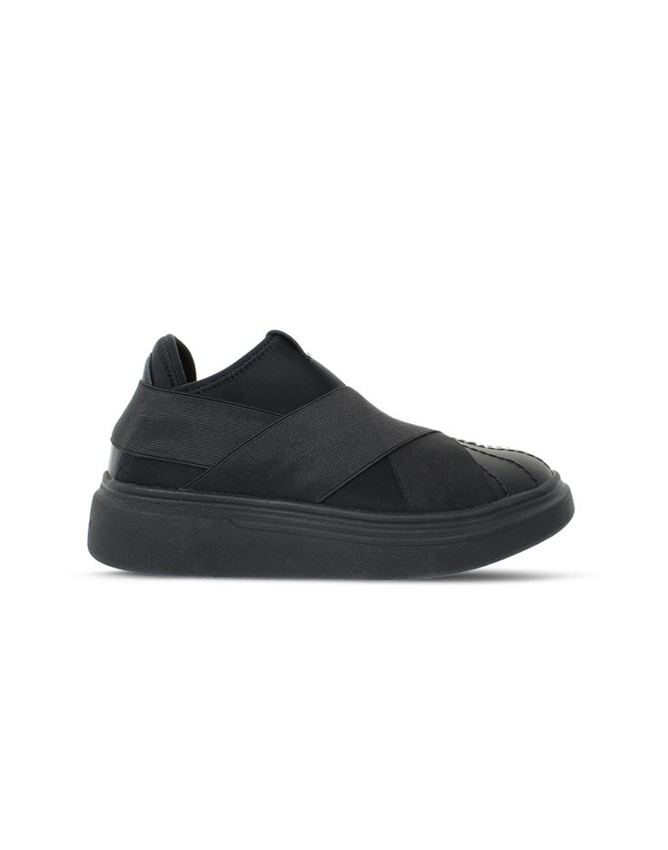 The EDGE® X elastic sneaker has an upper made of Lycra, patented elastic bands, removable antibacterial insole, rubber reinforcement on the heel and Eva sole. It is a soft and lightweight sneaker suitable for leisure use. Slip-on Sneakers With Rubber Sole For Streetwear, Streetwear Slip-on Sneakers With Rubber Sole, Black Textile Slip-ons With Rubber Sole, Sporty Slip-on High-top Sneakers With Vulcanized Sole, Sporty Slip-ons With Rubber Sole For Streetwear, Synthetic Low-top Slip-ons For Sports, Black Synthetic Slip-on Sneakers With Vulcanized Sole, Black Slip-on Sneakers With Removable Insole, High-top Slip-on Sneakers With Vulcanized Sole For Light Sports