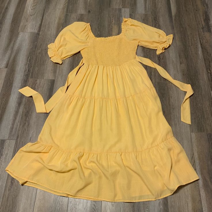 Polagram Yellow Ribbed Sun Dress - Great Condition - Size Large - Has Pockets - Please Message With Any Questions! Summer Dress, Sun Dress Casual Yellow Tiered Dress, Yellow Tiered Cotton Dress, Yellow Tiered Midi Dress For Brunch, Yellow Cotton Maxi Dress For Brunch, Yellow Cotton Tiered Dress, Casual Yellow Tiered Maxi Dress, Yellow Sun Dress, Adventure Dress, Orange Sundress