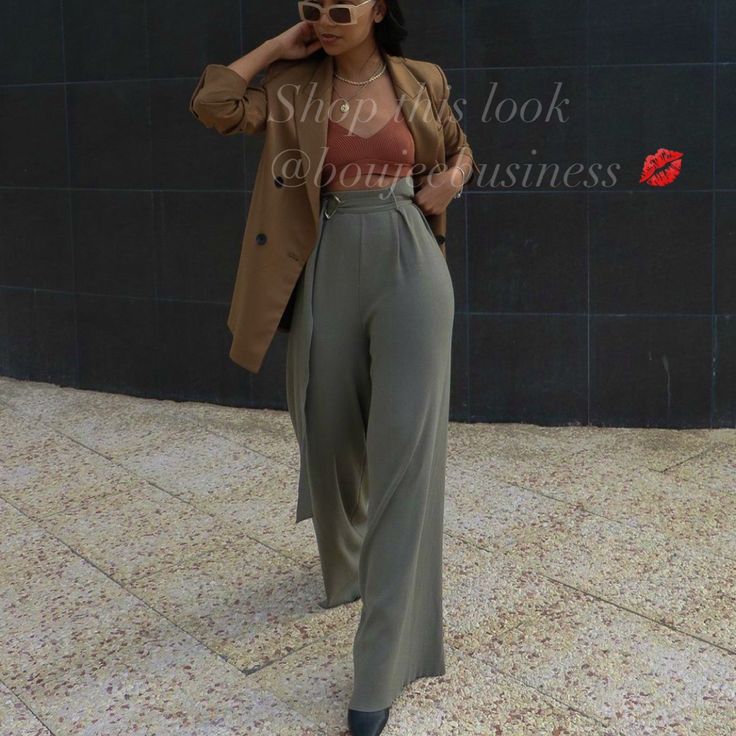 High-Waisted Knit Pants. Wide Leg. Matching Belt With Buckle. Color: Khaki 71% Viscose, 29% Nylon Thank You For Shopping With Me! I Do Not Respond To Low Offers #Happyposhing #Stayfabulous #Boujeebusiness Boxb2-5 14200 L5 Zara Dress Pants For Business Casual In Fall, Pink Wide Leg Trousers, Belt With Buckle, Zara Jumpsuit, Ruffle Pants, Linen Blend Pants, Belted Pants, Zara Shirt, Pink Pants