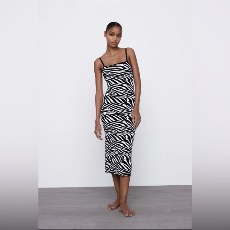 Nwt Dress Only Came In Sizes S, M And L. Fits Sizes Xs & S Spring Zebra Print Midi Dress, Spring Midi Dress In Zebra Print, Spring Midi Dress With Zebra Print, Black Zebra Print Maxi Dress, Black Zebra Print Dress For Night Out, Casual Black And White Midi Dress, Summer Black Zebra Print Maxi Dress, Summer Black Maxi Dress With Zebra Print, Casual White Zebra Print Dress