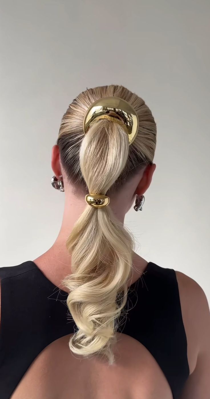 Cute Artsy Hairstyles, Hairstyles With Gemstones, Slick Long Ponytail, Hairstyles With Jewels, Extravagant Hairstyles, Goddess Hair, Designer Hair Accessories, Romantic Hairstyles, Hair Creations