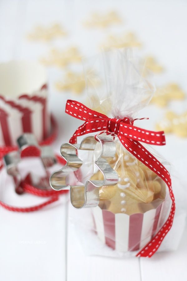 some cookies are in a bag on a table