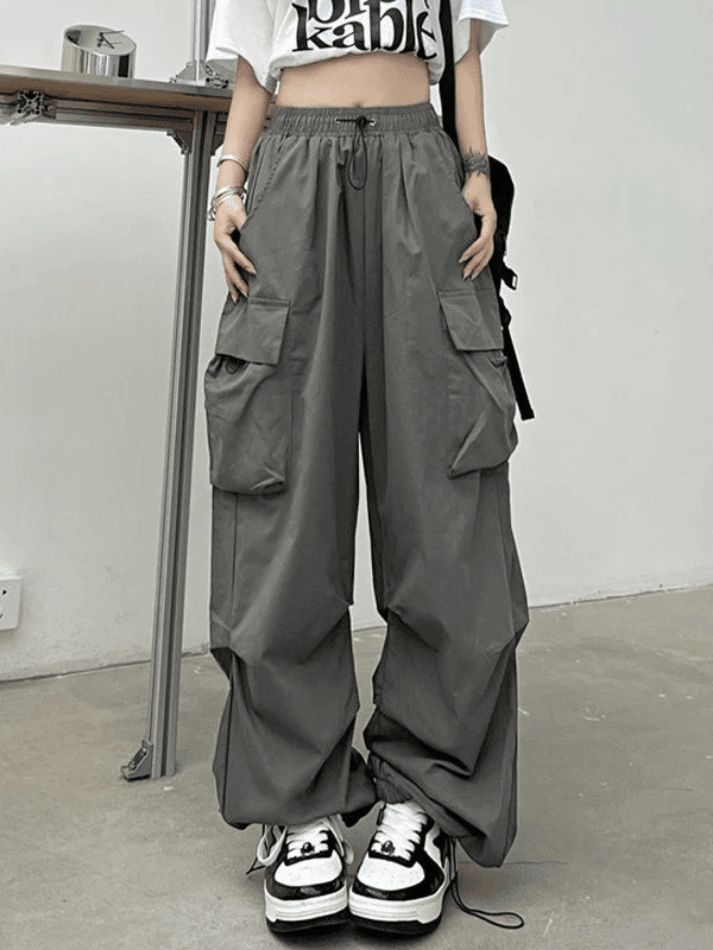 Ruched Pocket Baggy Cargo Pants Ruched Pocket Baggy Cargo Pants - AnotherChill Cargo Pants Gray, Tomboy Stil, Celana Kargo, Street Punk, American Street, Baggy Cargo Pants, Cargo Pants Outfit, Baggy Clothes, Tomboy Style Outfits