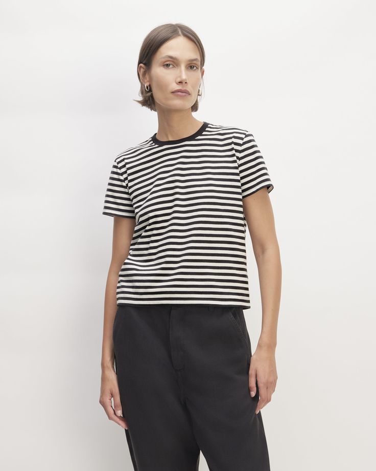 It’s an icon. The Organic Cotton Box-Cut Tee features a classic crew neckline, easy short sleeves, a slightly cropped length, and a relaxed fit for a truly timeless look. Plus, it’s made of 100%, organic cotton which makes it super breathable and soft to the touch. Wardrobe Essentials List, Ultimate Capsule Wardrobe, Capsule Wardrobe Checklist, Neutral Capsule Wardrobe, Vintage Wash Jeans, Basic White Tee, Capsule Wardrobe Essentials, Cotton Box, Cut Tees