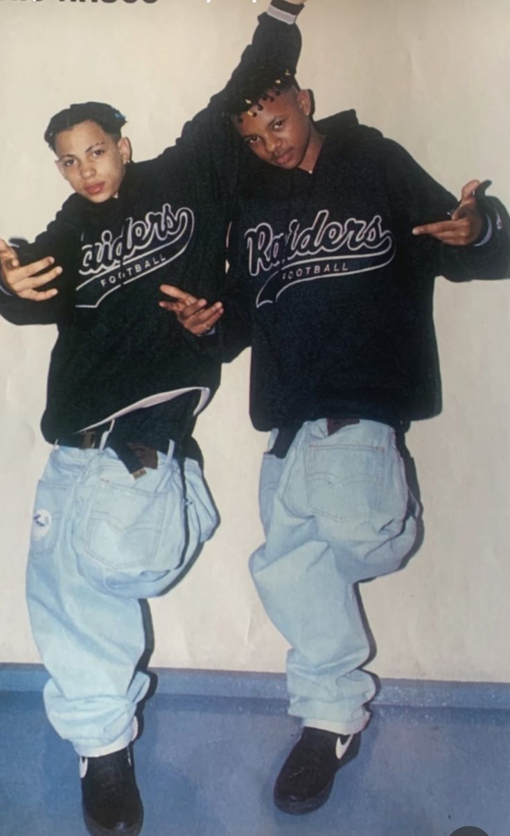 Mens Hip Hop Fashion, Hip Hop Fashion Men, 200s Men Fashion, Kris Kross 90s Outfits, New York Hip Hop Fashion, Y2k Hip Hop, Bboy Hip Hop Outfits, 90s Mens Fashion Hip Hop, 2000s Hip Hop Aesthetic