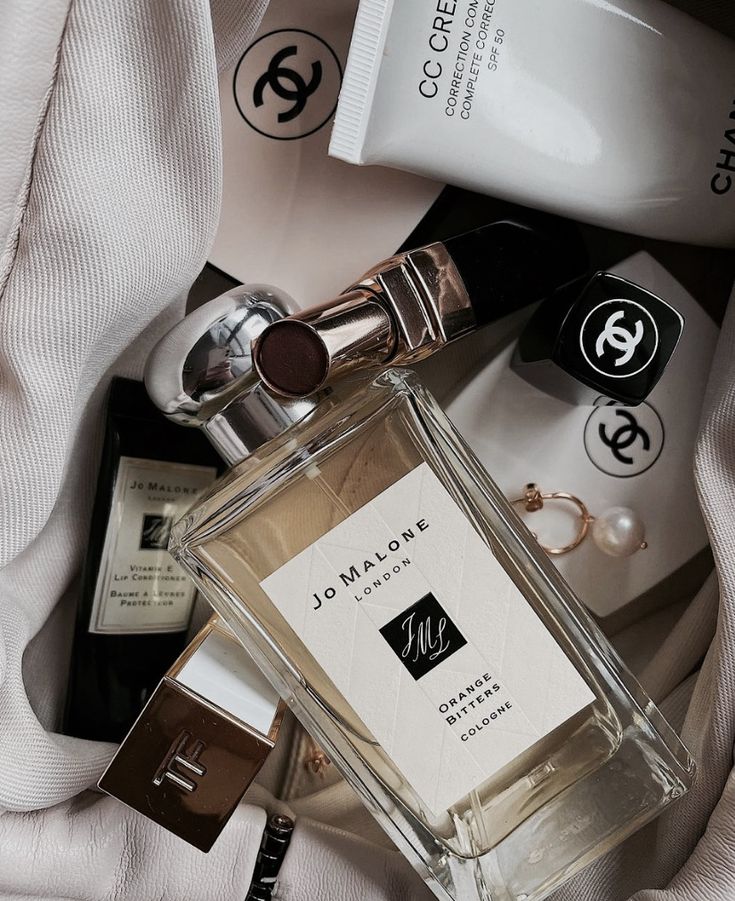 Elizabeth James Aesthetic, James Aesthetic, Lila Moss, London Dreams, Kensington And Chelsea, Elizabeth James, Super Rich Kids, Rich Kids, Jo Malone London