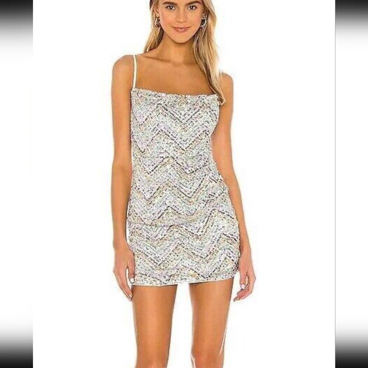 Nwt Small Glamorous White Bodycon Dress For Date Night, White Sleeveless Bodycon Dress For Party Season, Glamorous White Sequined Bodycon Dress, Glamorous White Bodycon Summer Dress, Glamorous White Bodycon Dress For Spring, White Sequined Bodycon Dress For Spring, White Sequin Bodycon Dress For Night Out, White Glamorous Dress For Night Out, White Sequined Bodycon Dress For Summer