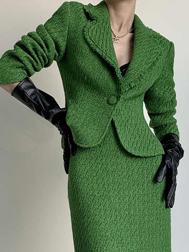 An exclusive offer for you——Affordable prices at Stylewe store, SPU: 11YJAAI0647, Color: Green, Material:Polyester, Waistlines:Natural. Plain Blazer, 30s Style, Blazer Plus Size, Plain Jacket, Plus Size Blazer, Ladies Blazer, Types Of Coats, Moda Paris, Skirt Suit Set