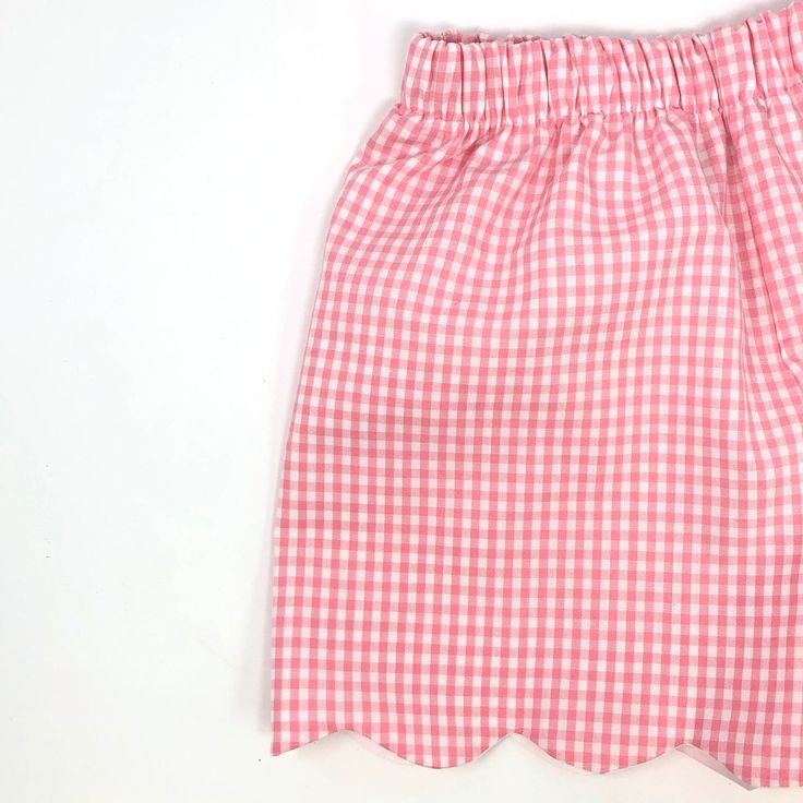 Gingham Emilia Scallop Short – Three Bees Company Fitted Bottoms With Scalloped Edges For Spring, Spring Inspo, Scalloped Shorts, Scallop Hem, Hem Style, Scalloped Hem, 3 Weeks, The United States, Gingham