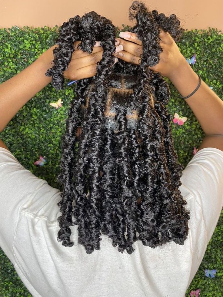 Butterfly Hairstyle, Black Kids Braids Hairstyles, New Hair Do, Butterfly Locs, Goddess Braids Hairstyles, Brazilian Hair Bundles, Hair Therapy, Business Page, Pretty Braided Hairstyles