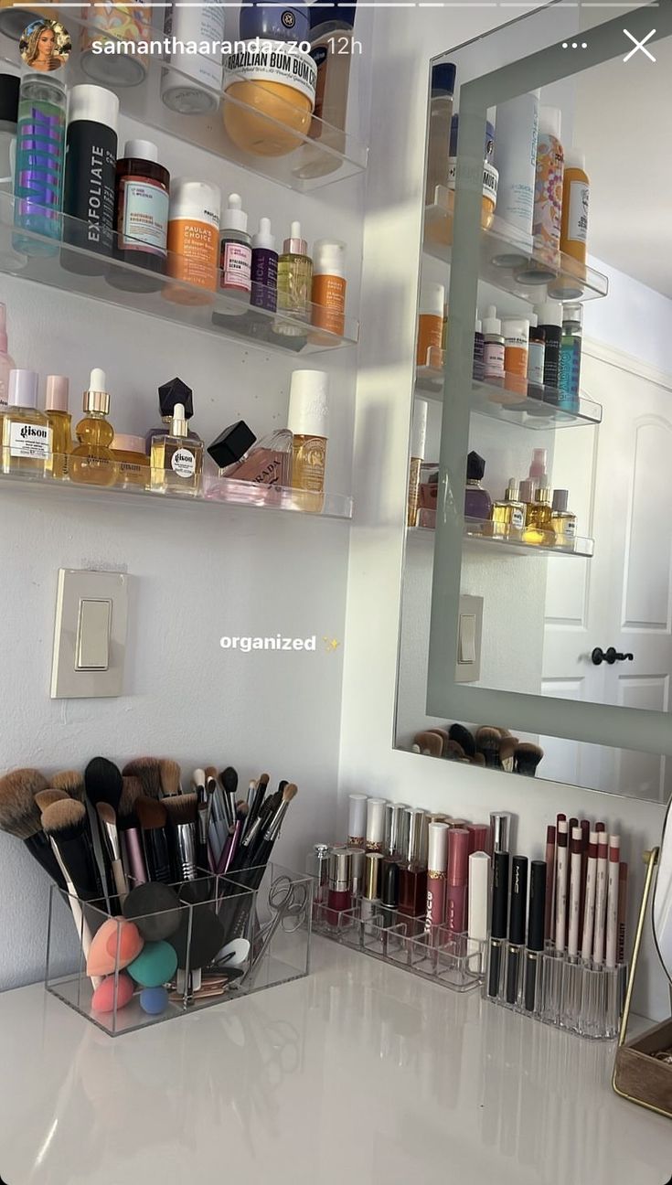 the bathroom is organized and ready to be used for beauty products, including makeup brushes