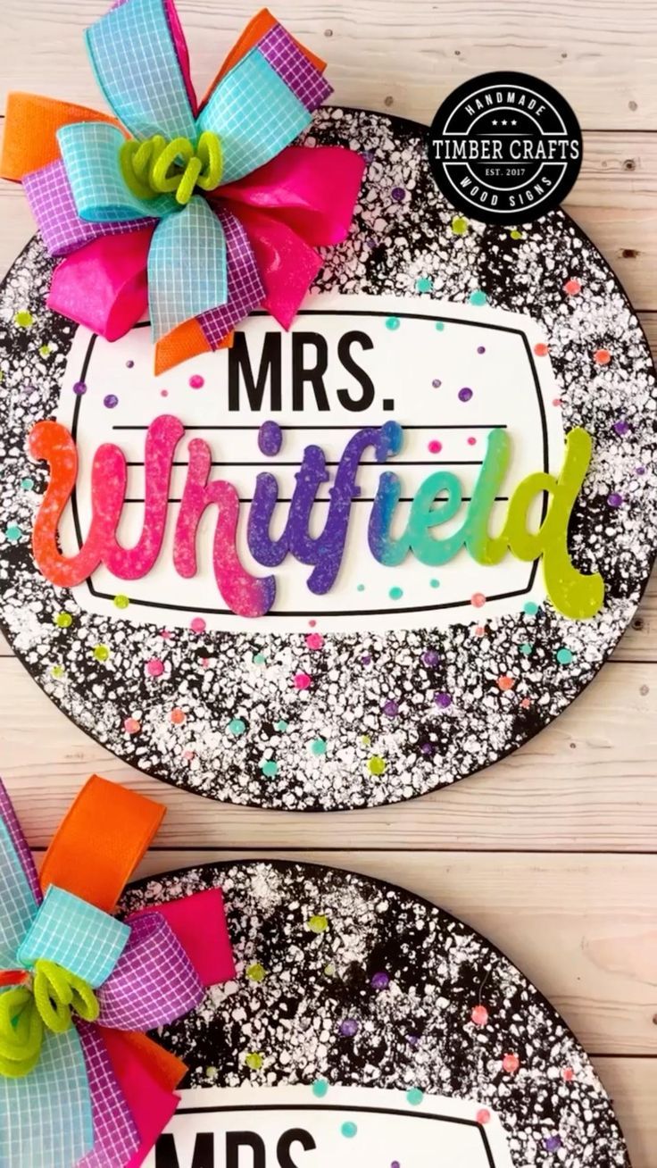 two decorated plates with the words mr and mrs unfiffed on them next to each other