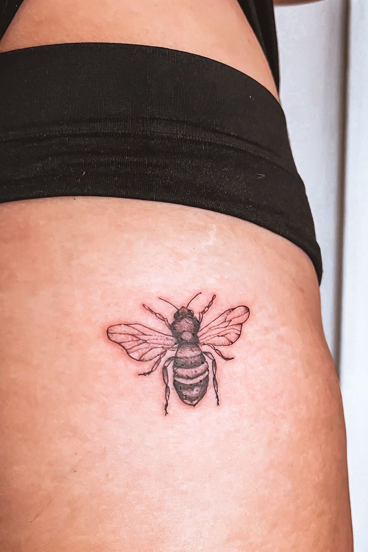 Bee tattoos are a beautiful blend of symbolism and style, representing hard work, community, and resilience. Perfect for nature lovers, these versatile designs can be minimalist or intricate, making them a meaningful choice for anyone looking to showcase strength and dedication. See more ideas check out here! #beetattoos #beetattoo #tattooart Be Minimalist, Bee Tattoos, Friendship Tattoos, Bee Tattoo, Matching Tattoos, Nature Lovers, Hard Work, Art Tattoo, Bee