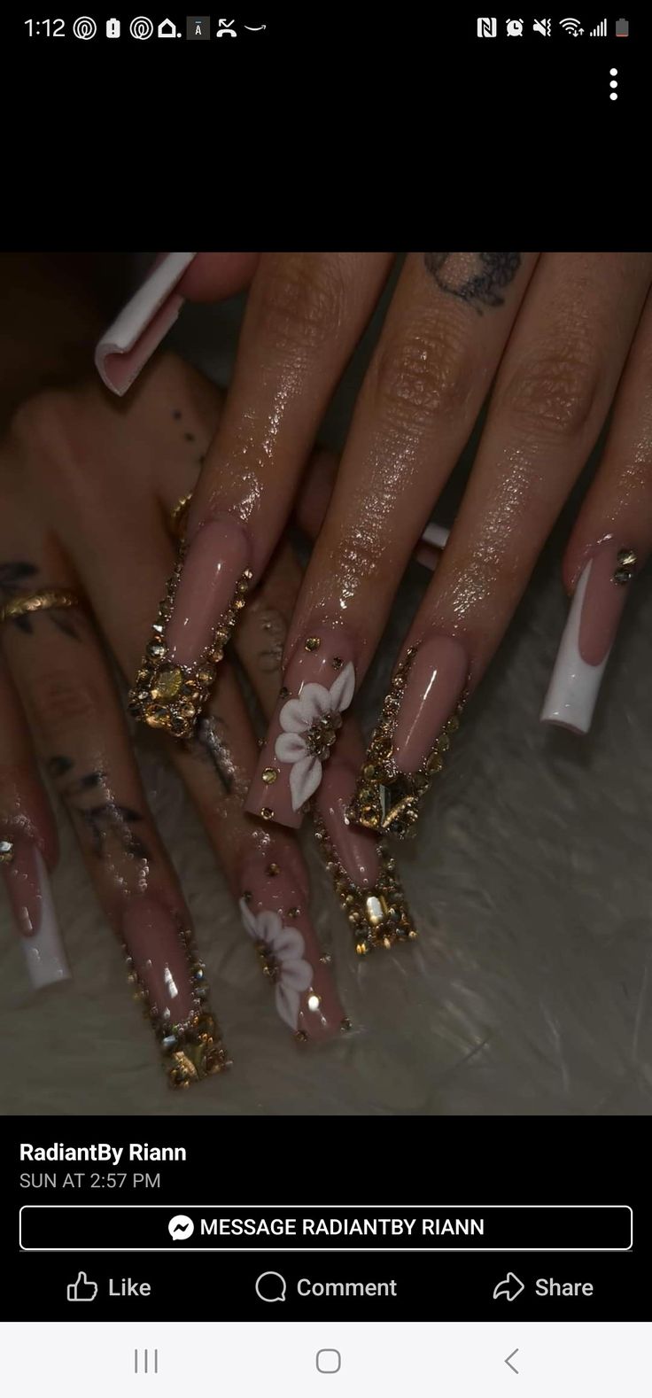 Gold 3d Flower Nails, Nails With Gold Gems, Gold Gem Nails, Latina Nails, Quinceanera Nails, Gold Acrylic Nails, 3d Flower Nails, Long Acrylic, Gem Nails