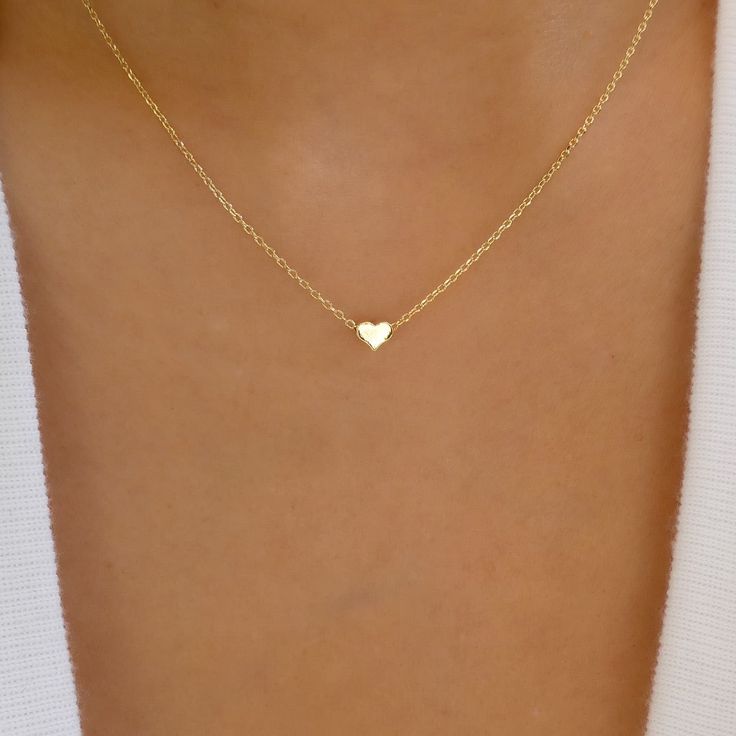 Mini Eva Heart Necklace – Love Stylize Mini Heart Necklace, Heart Pendent, Clover Ring, Pretty Jewelry Necklaces, Crystal Heart Necklace, Lion Necklace, Double Heart Necklace, Bling Necklace, Necklace Love