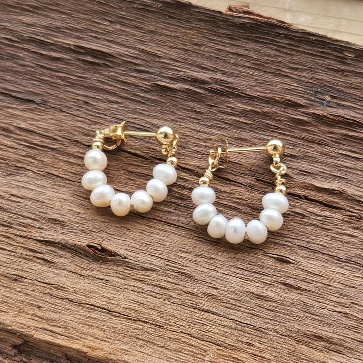 Pearl Stud earrings, Pearl Earrings Wedding, Freshwater Pearl Earrings,Dainty 14K Gold Filled Pearl Earrings, Pearl Earrings,Wedding Jewelry Sterling silver/ Gold filled stud earrings with natural pearls.  Dainty and delicate earrings. Perfect for everyday, simple but classic. Amazing look, no one will miss!! Made from 14k gold filled or sterling silver stud earrings.  Size of stud - 4mm. All my jewelry are packed in an elegant gift box. If you want to give it as a gift you can specify the addre Anniversary White 14k Gold Filled Earrings, 14k Gold Filled Dainty Earrings For Anniversary, Dainty 14k Gold Filled Earrings For Anniversary, Hypoallergenic Wedding Pearl Huggie Earrings, Delicate Small Hoop Earrings For Anniversary, Hypoallergenic Pearl Huggie Earrings For Wedding, Yellow Gold Huggie Pearl Earrings For Wedding, 14k Gold Filled White Bridal Earrings As Gift, White 14k Gold Filled Bridal Earrings As Gift